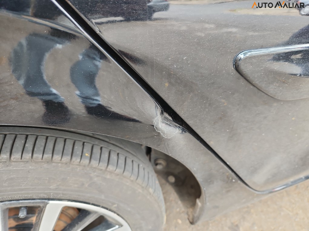 HONDA CITY 1.5 I-VTEC FLEX HATCH TOURING CVT