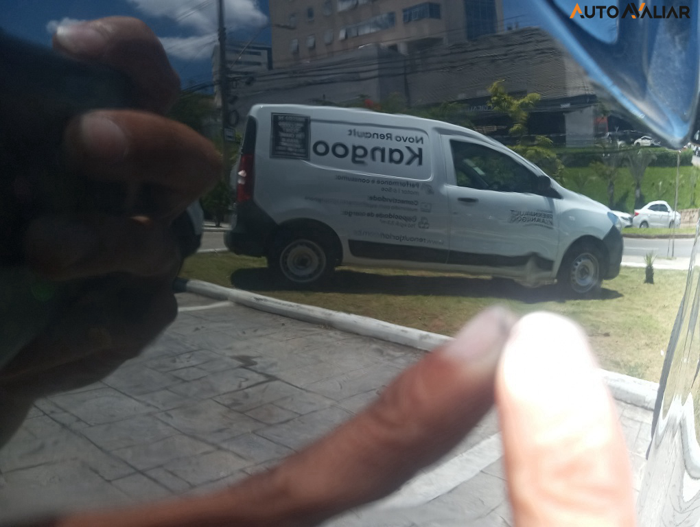 RENAULT KWID 1.0 12V SCE FLEX INTENSE MANUAL