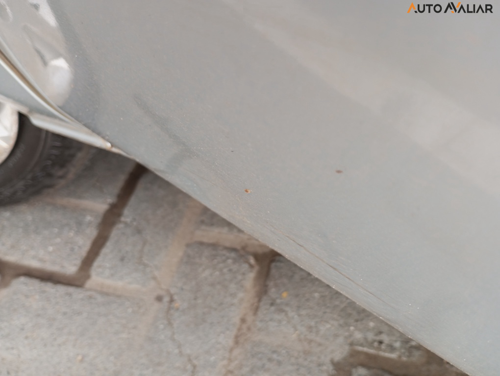 CHEVROLET ZAFIRA 2.0 MPFI EXPRESSION 8V FLEX 4P AUTOMATICO