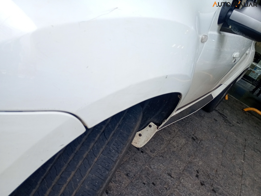 RENAULT DUSTER 2.0 DYNAMIQUE 4X4 16V FLEX 4P MANUAL