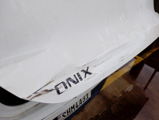 CHEVROLET ONIX 1.0 TURBO FLEX LT MANUAL