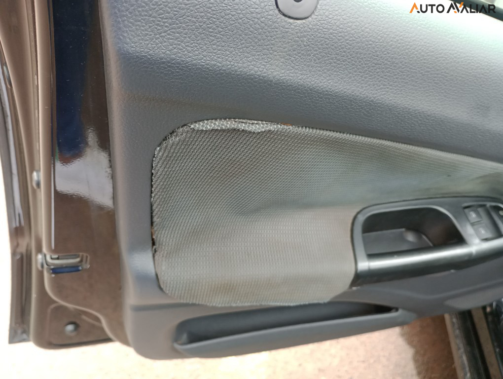 VOLKSWAGEN GOL 1.0 MI 8V FLEX 4P MANUAL G.V