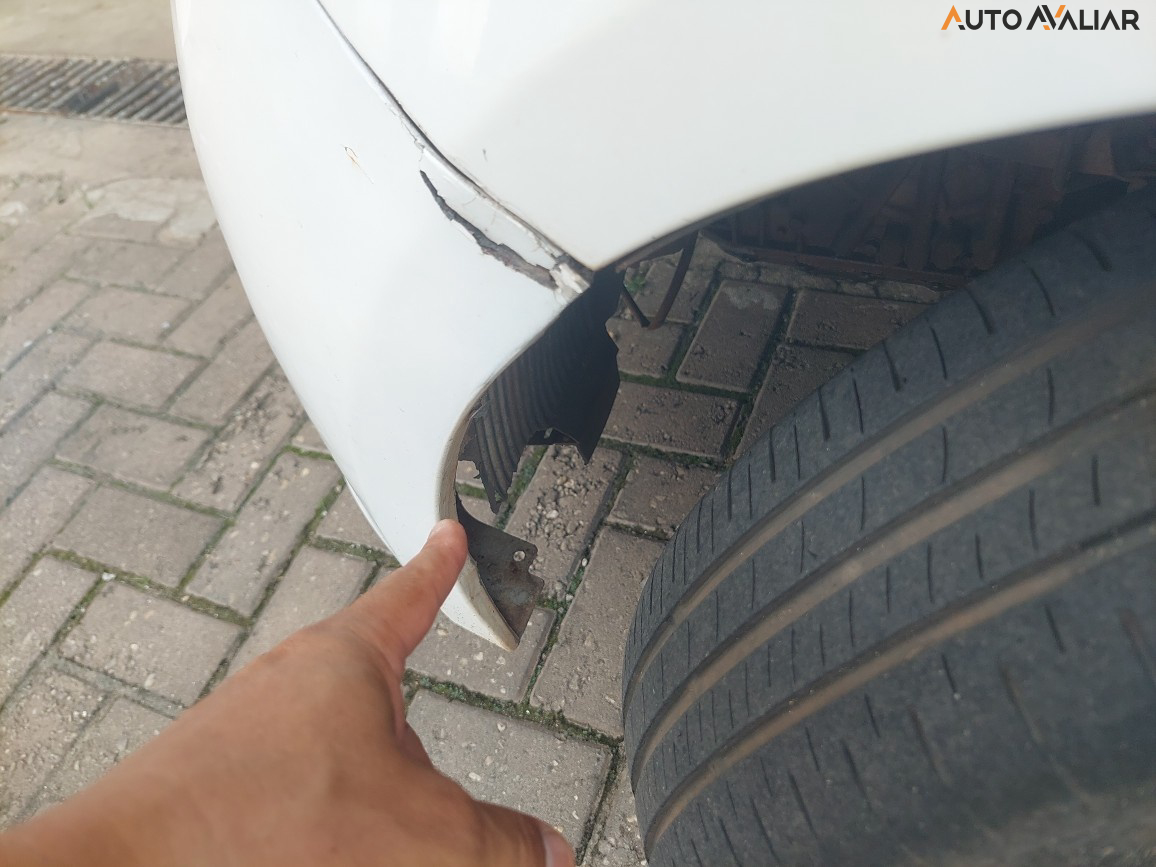 HYUNDAI HB20S 1.6 COMFORT PLUS 16V FLEX 4P AUTOMATICO