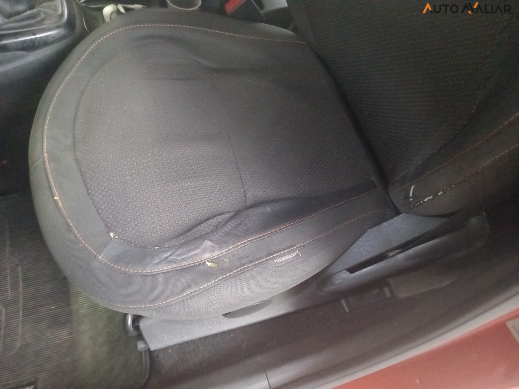 CHEVROLET ONIX 1.0 MPFI LOLLAPALOOZA 8V FLEX 4P MANUAL